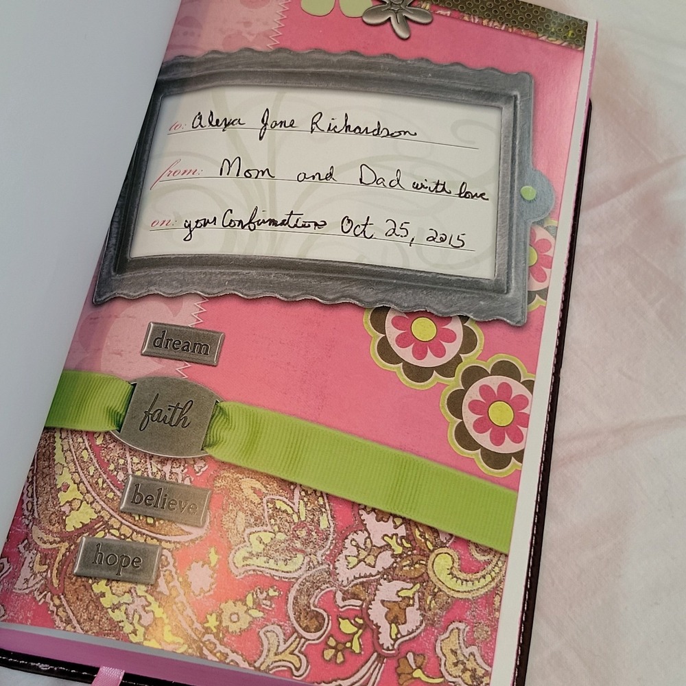Zondervan NIV True Images Bible Teen Girls Brown Pink Flower Italian Duo-Tone - Picture 8 of 12